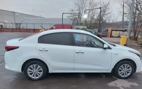 KIA Rio IV, 2020 год, 1 250 000 рублей, 2 фотография