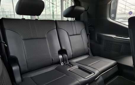 Toyota Land Cruiser, 2026 год, 15 800 000 рублей, 28 фотография