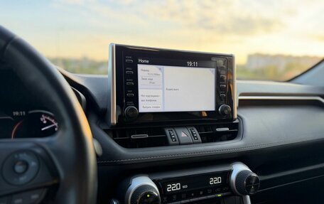 Toyota RAV4, 2022 год, 3 100 000 рублей, 19 фотография
