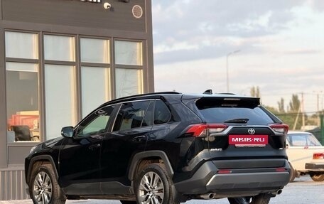 Toyota RAV4, 2022 год, 3 100 000 рублей, 13 фотография