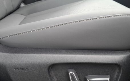 Toyota RAV4, 2026 год, 4 330 000 рублей, 19 фотография