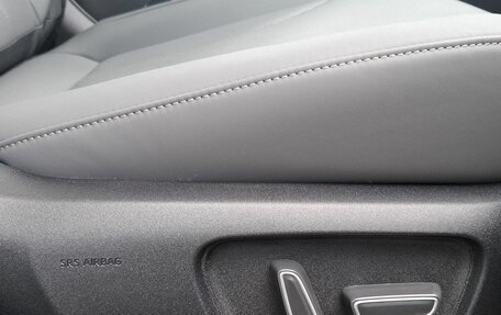 Toyota RAV4, 2026 год, 4 330 000 рублей, 17 фотография
