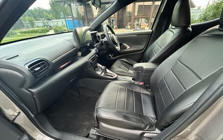 Toyota Yaris, 2020 год, 1 699 000 рублей, 10 фотография