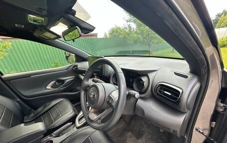 Toyota Yaris, 2020 год, 1 699 000 рублей, 8 фотография