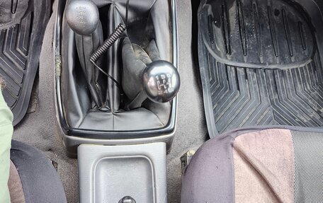 Nissan Navara (Frontier), 2003 год, 1 200 000 рублей, 27 фотография