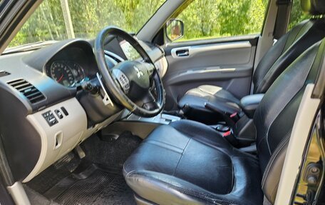 Mitsubishi Pajero Sport II рестайлинг, 2012 год, 1 470 000 рублей, 14 фотография