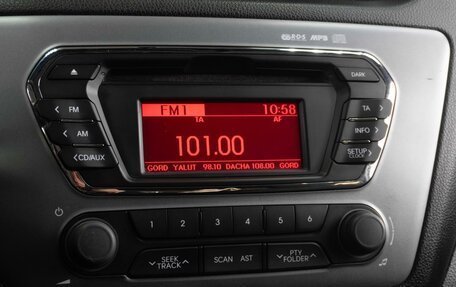 KIA Rio III рестайлинг, 2015 год, 979 000 рублей, 13 фотография
