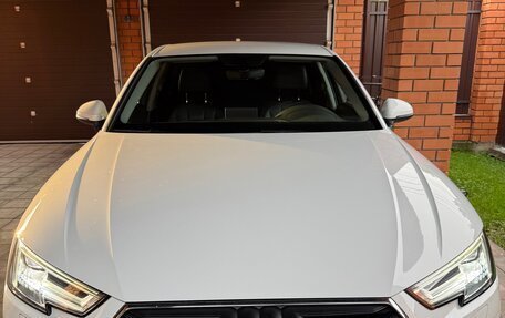 Audi A4, 2017 год, 2 350 000 рублей, 1 фотография