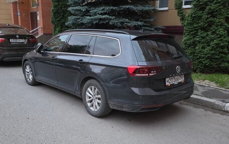 Volkswagen Passat B8 рестайлинг, 2020 год, 1 800 000 рублей, 2 фотография