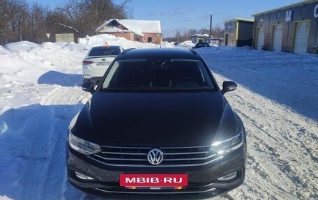 Volkswagen Passat B8 рестайлинг, 2020 год, 1 800 000 рублей, 4 фотография