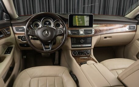 Mercedes-Benz CLS, 2015 год, 3 719 000 рублей, 17 фотография