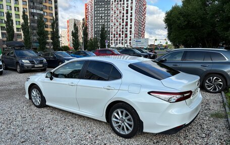 Toyota Camry, 2021 год, 1 765 000 рублей, 5 фотография