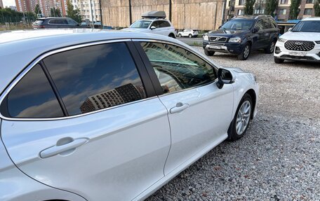 Toyota Camry, 2021 год, 1 765 000 рублей, 6 фотография