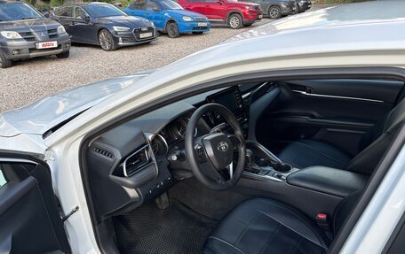 Toyota Camry, 2021 год, 1 765 000 рублей, 7 фотография