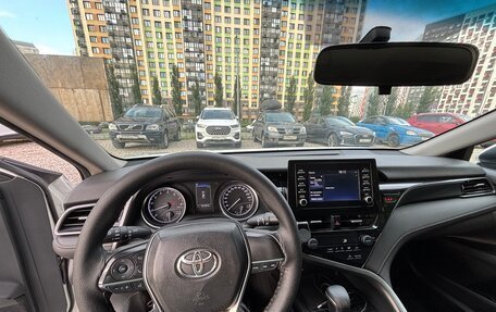 Toyota Camry, 2021 год, 1 765 000 рублей, 21 фотография