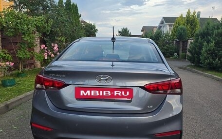 Hyundai Solaris II рестайлинг, 2018 год, 1 500 000 рублей, 2 фотография