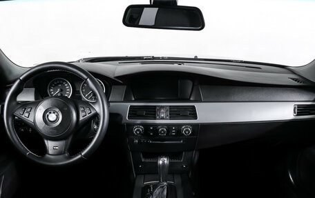 BMW 5 серия, 2004 год, 788 000 рублей, 15 фотография