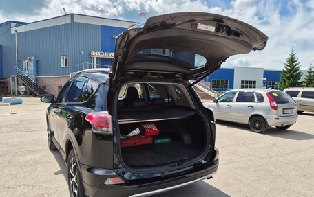 Toyota RAV4, 2016 год, 1 870 000 рублей, 6 фотография