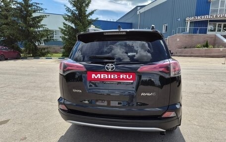 Toyota RAV4, 2016 год, 1 870 000 рублей, 4 фотография