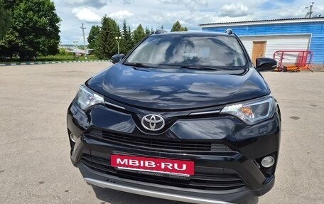 Toyota RAV4, 2016 год, 1 870 000 рублей, 10 фотография