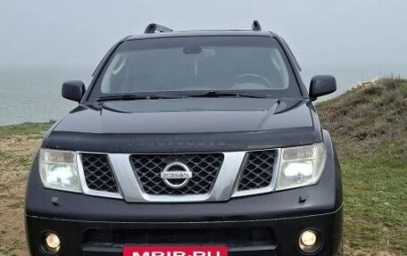 Nissan Pathfinder, 2006 год, 1 290 000 рублей, 2 фотография