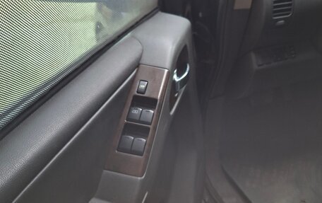 Nissan Pathfinder, 2006 год, 1 290 000 рублей, 22 фотография