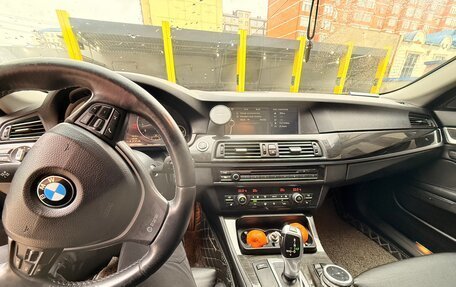 BMW 5 серия, 2010 год, 1 500 000 рублей, 3 фотография