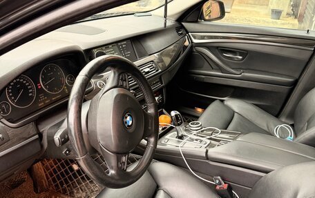 BMW 5 серия, 2010 год, 1 500 000 рублей, 8 фотография