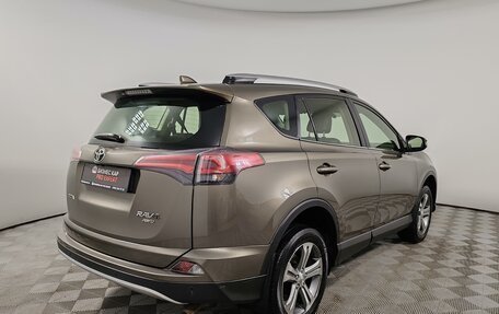Toyota RAV4, 2016 год, 2 335 000 рублей, 5 фотография
