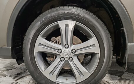 Toyota RAV4, 2016 год, 2 335 000 рублей, 18 фотография