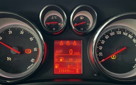 Opel Zafira C рестайлинг, 2014 год, 995 000 рублей, 17 фотография