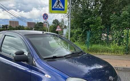 Toyota Yaris I рестайлинг, 2000 год, 165 000 рублей, 3 фотография
