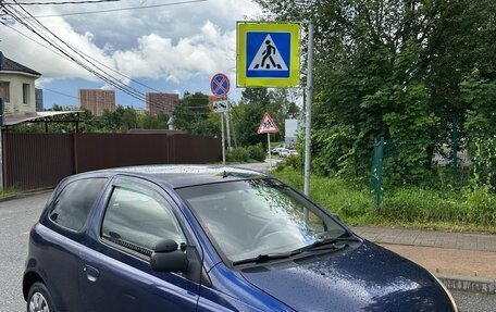 Toyota Yaris I рестайлинг, 2000 год, 165 000 рублей, 4 фотография