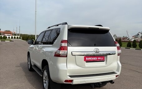 Toyota Land Cruiser Prado 150 рестайлинг 2, 2015 год, 3 800 000 рублей, 7 фотография