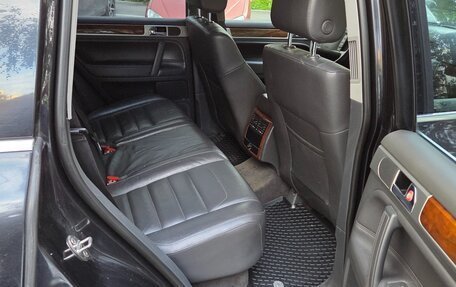 Volkswagen Touareg III, 2009 год, 1 200 000 рублей, 8 фотография