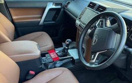 Toyota Land Cruiser Prado 150 рестайлинг 2, 2021 год, 5 600 000 рублей, 5 фотография