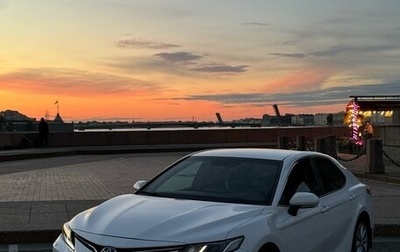 Toyota Camry, 2022 год, 2 900 000 рублей, 1 фотография