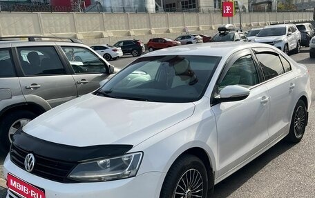 Volkswagen Jetta VI, 2015 год, 949 000 рублей, 1 фотография