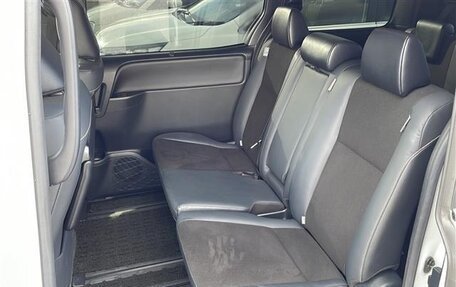 Toyota Noah III, 2020 год, 1 876 000 рублей, 18 фотография