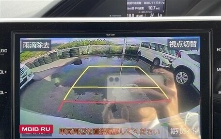 Toyota Noah III, 2020 год, 1 876 000 рублей, 14 фотография