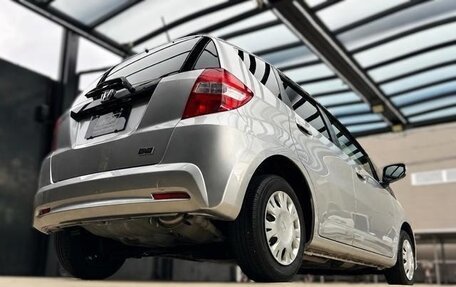 Honda Fit III, 2013 год, 650 000 рублей, 6 фотография