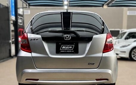Honda Fit III, 2013 год, 650 000 рублей, 7 фотография