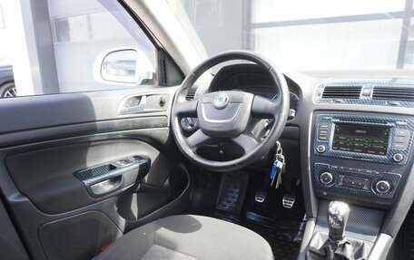 Skoda Octavia, 2010 год, 650 000 рублей, 13 фотография