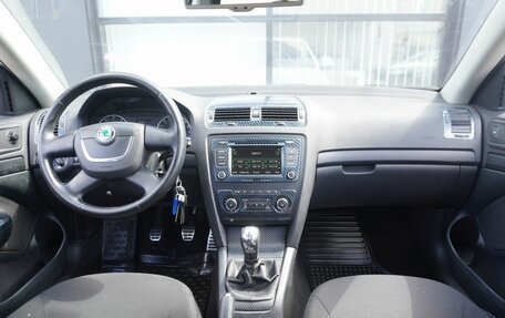 Skoda Octavia, 2010 год, 650 000 рублей, 12 фотография