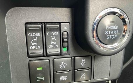 Toyota Roomy I, 2020 год, 772 000 рублей, 11 фотография