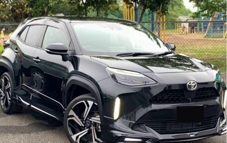 Toyota Yaris Cross, 2022 год, 1 368 000 рублей, 6 фотография