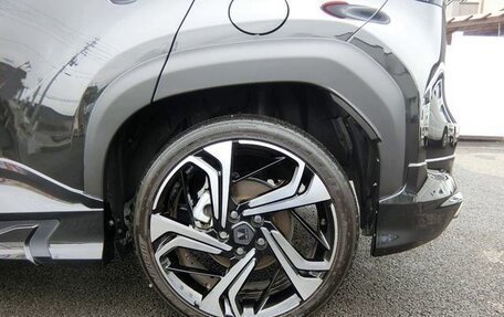Toyota Yaris Cross, 2022 год, 1 368 000 рублей, 26 фотография