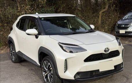Toyota Yaris Cross, 2022 год, 1 344 000 рублей, 9 фотография