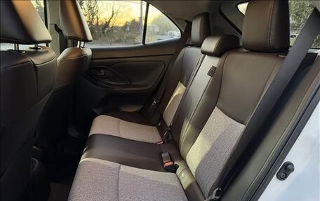 Toyota Yaris Cross, 2022 год, 1 344 000 рублей, 17 фотография