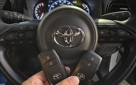 Toyota Yaris Cross, 2022 год, 1 344 000 рублей, 12 фотография